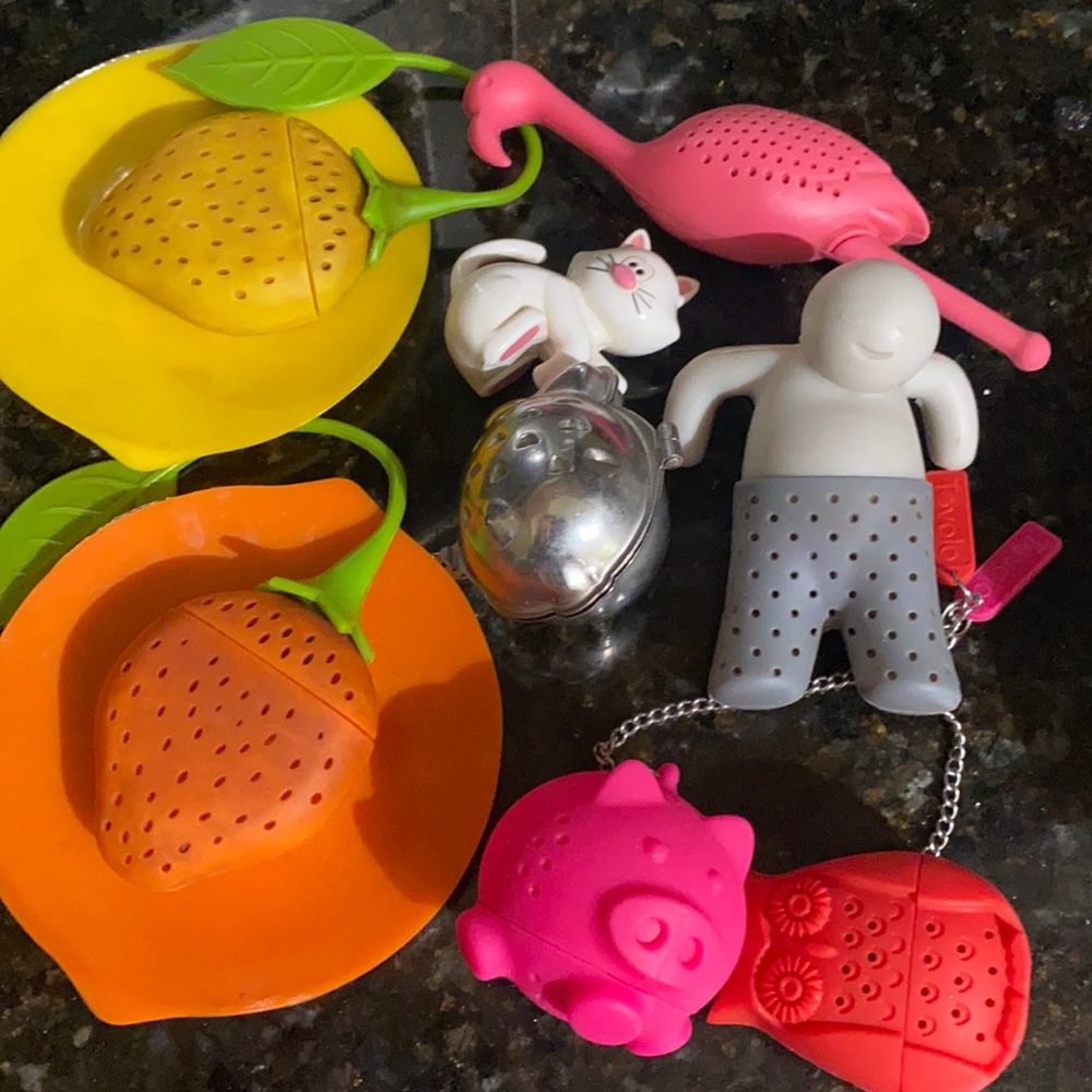 Tea collection Tivoli Trudea Fred Silicon Fun shapes for brewing a cup loose tea